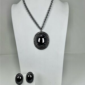 Vintage Whiting & Davis Hematite Stone Pendant Necklace and Earrings Set